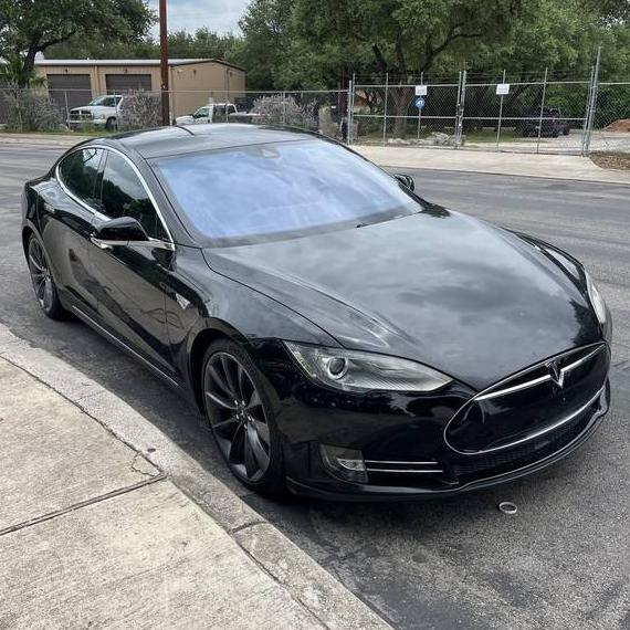 TESLA MODEL S 2015 5YJSA1E24FF107150 image